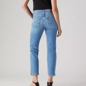 Levi's Wedgie Straight Jeans Size 28